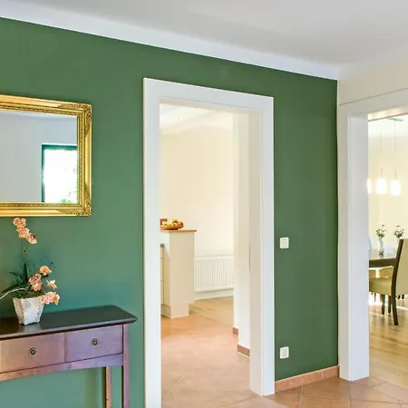 Kleine Gartenvilla 度假居 Pörtschach am Wörthersee