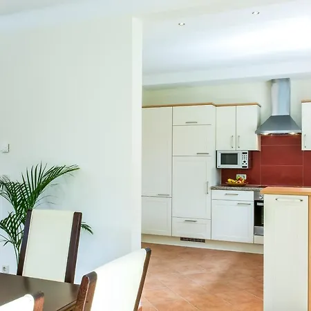 Kleine Gartenvilla 度假居